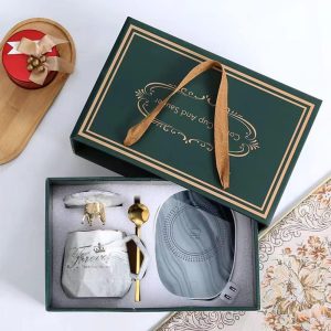 Beverage Warmer Set: Ceramic cup with lid and spoon, ideal gift for women, mom, kids
