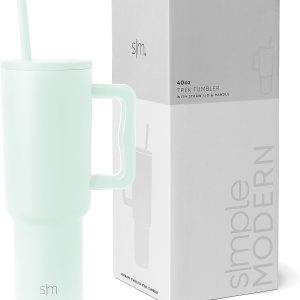 Insulated 40oz travel mug with mint straw lid as gift.